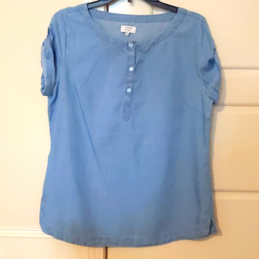 Crown and Ivy Chambray top